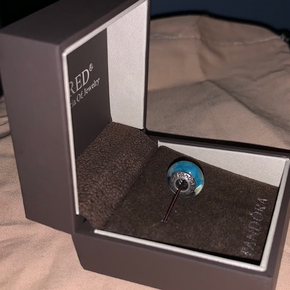 Authentic Pandora Charm - Picture 2 of 2